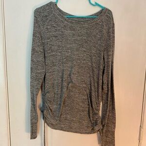 St John’s Bay legs long sleeve grey shirt crew side tie women’s